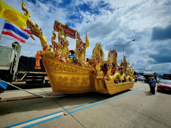 ภาพบรรยากาศงานประเพณีลากพระจังหวัดตรัง ครั้งที่ 22 ประจำปี 2568 ✨🌈